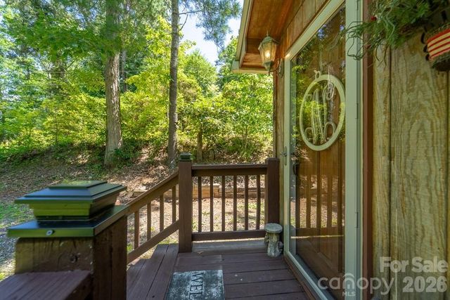 116 Keepsake Lane, Whittier, NC 28789