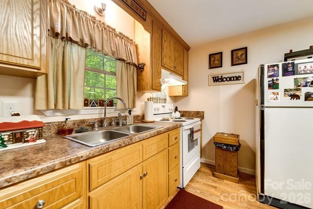 116 Keepsake Lane, Whittier, NC 28789