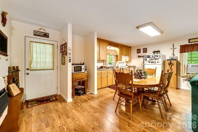 116 Keepsake Lane, Whittier, NC 28789