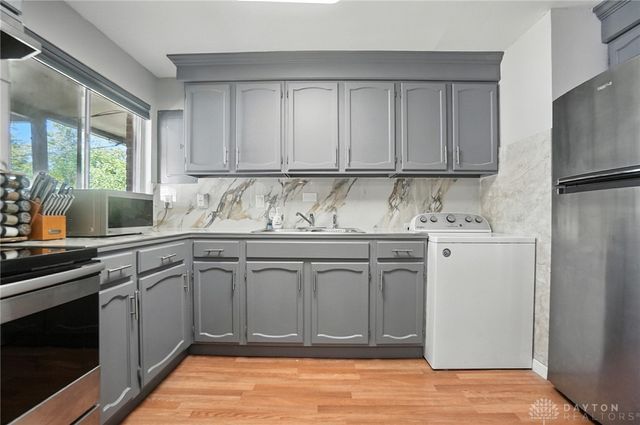 4420 Kitridge Road, Dayton, OH 45424