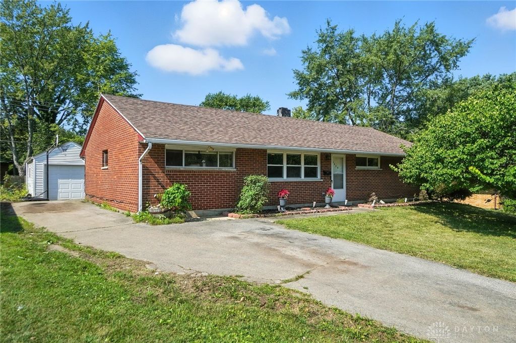 4420 Kitridge Road, Dayton, OH 45424