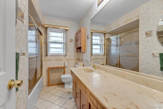 19 Gibson Boulevard, Valley Stream, NY 11581
