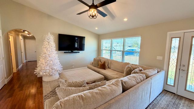 189 Foothills Drive, Dayton, TN 37321