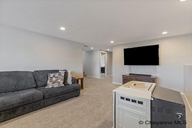 4349 PIERCE AVE, Cheyenne, WY 82001