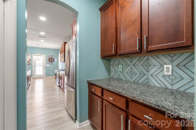 10229 Snowbell Court, Charlotte, NC 28215