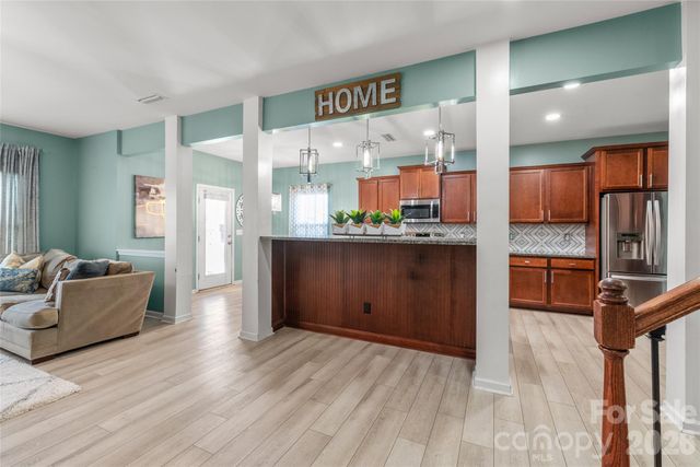 10229 Snowbell Court, Charlotte, NC 28215