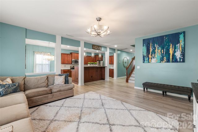 10229 Snowbell Court, Charlotte, NC 28215