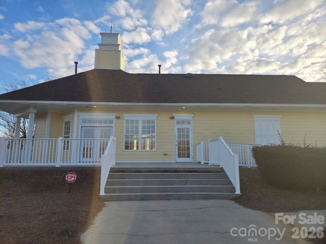 10229 Snowbell Court, Charlotte, NC 28215