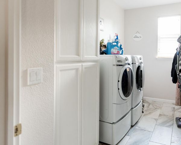 448 Royal Tern Dr, Vacaville, CA 95687