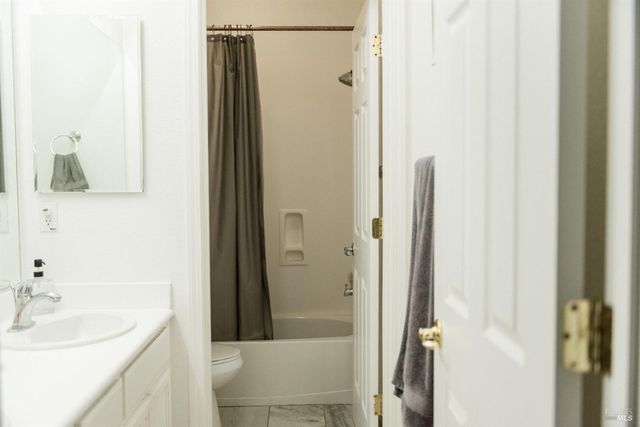 448 Royal Tern Dr, Vacaville, CA 95687