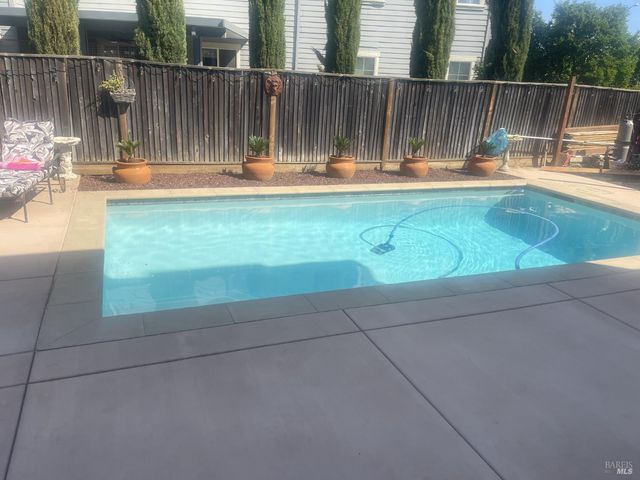 448 Royal Tern Dr, Vacaville, CA 95687