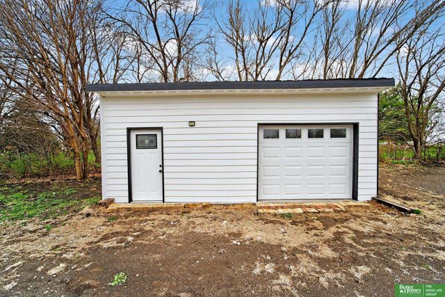 25858 Pacific Street, Waterloo, NE 68069
