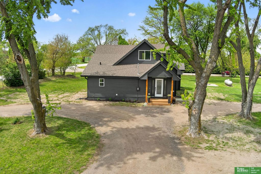 25858 Pacific Street, Waterloo, NE 68069