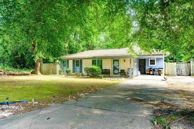 307 Aspen Ct, North Little Rock, AR 72117