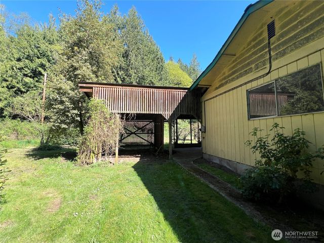 7409 Happy Hollow Road, Stanwood, WA 98292