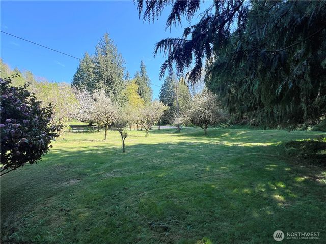 7409 Happy Hollow Road, Stanwood, WA 98292