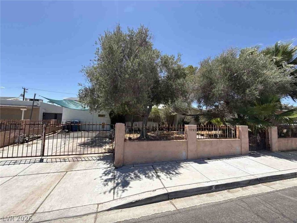 1722 Lewis Avenue, Las Vegas, NV 89101 — exterior
