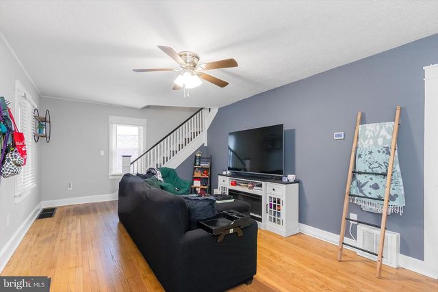 511 VIRGINIA AVE, Front Royal, VA 22630