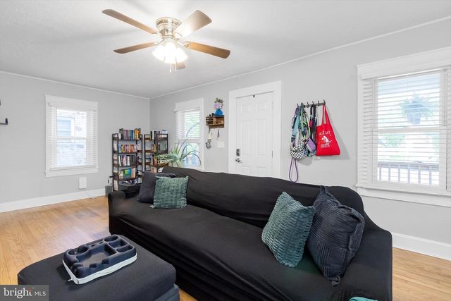 511 VIRGINIA AVE, Front Royal, VA 22630