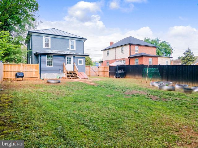 511 VIRGINIA AVE, Front Royal, VA 22630