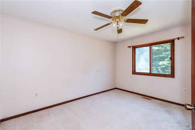 4863 Horseman Drive, Fairborn, OH 45324