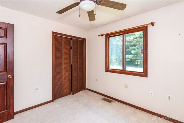 4863 Horseman Drive, Fairborn, OH 45324