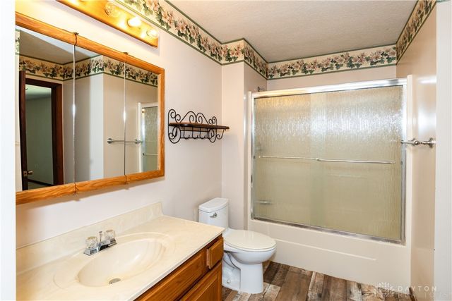 4863 Horseman Drive, Fairborn, OH 45324