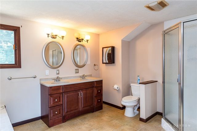 4863 Horseman Drive, Fairborn, OH 45324