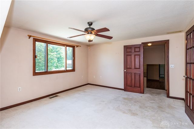 4863 Horseman Drive, Fairborn, OH 45324