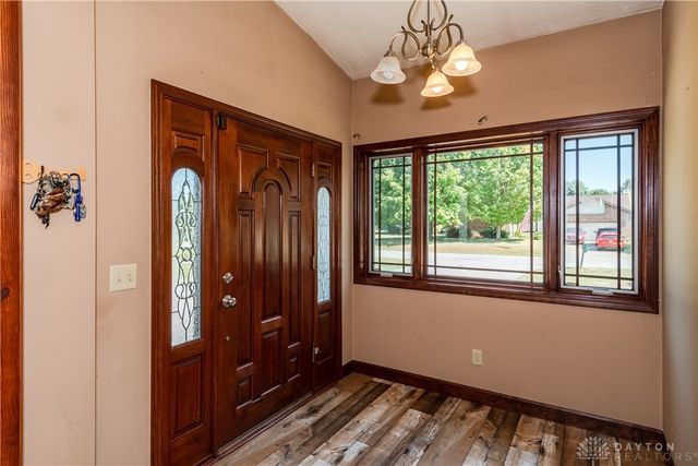 4863 Horseman Drive, Fairborn, OH 45324