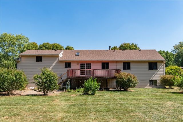 4863 Horseman Drive, Fairborn, OH 45324