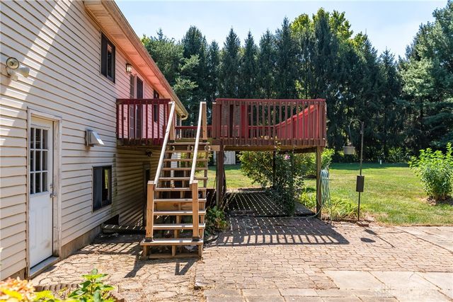 4863 Horseman Drive, Fairborn, OH 45324