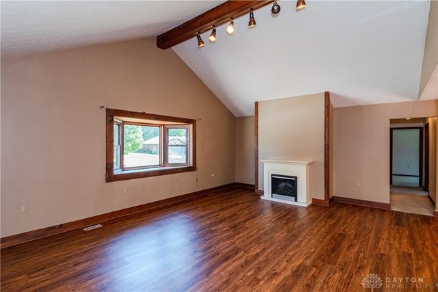 4863 Horseman Drive, Fairborn, OH 45324