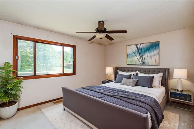 4863 Horseman Drive, Fairborn, OH 45324