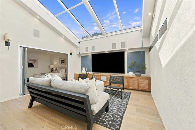 4220 Virginia Vista, Long Beach, CA 90807