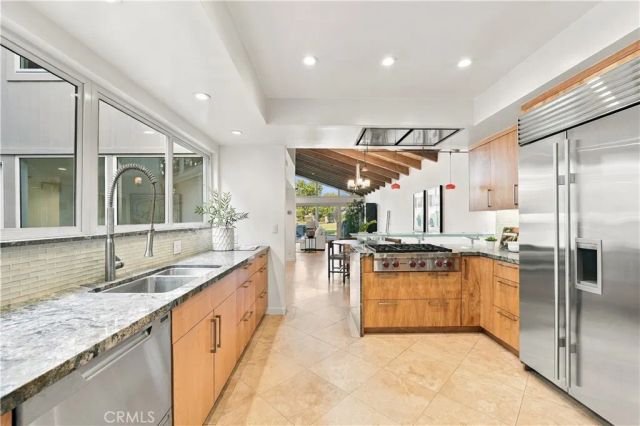 4220 Virginia Vista, Long Beach, CA 90807