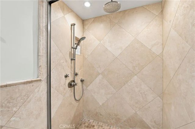 4220 Virginia Vista, Long Beach, CA 90807