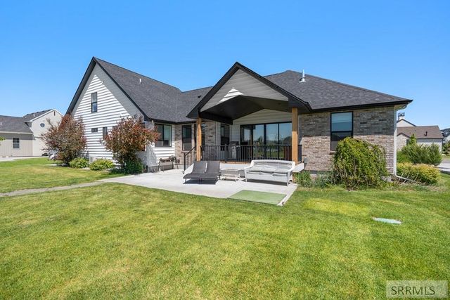 1864 Beach Park Drive, Idaho Falls, ID 83404