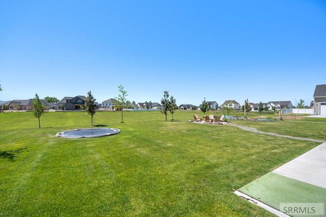 1864 Beach Park Drive, Idaho Falls, ID 83404