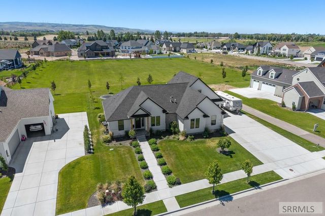 1864 Beach Park Drive, Idaho Falls, ID 83404