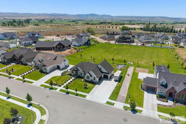 1864 Beach Park Drive, Idaho Falls, ID 83404