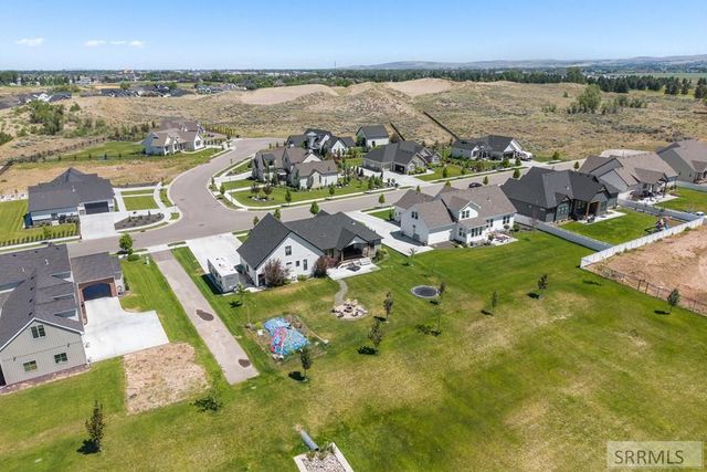 1864 Beach Park Drive, Idaho Falls, ID 83404