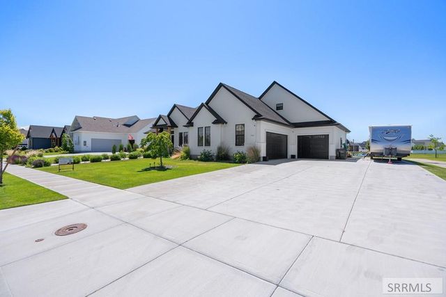 1864 Beach Park Drive, Idaho Falls, ID 83404