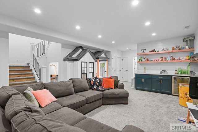 1864 Beach Park Drive, Idaho Falls, ID 83404