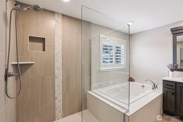 8321 NE 168th Place, Vancouver, WA 98682