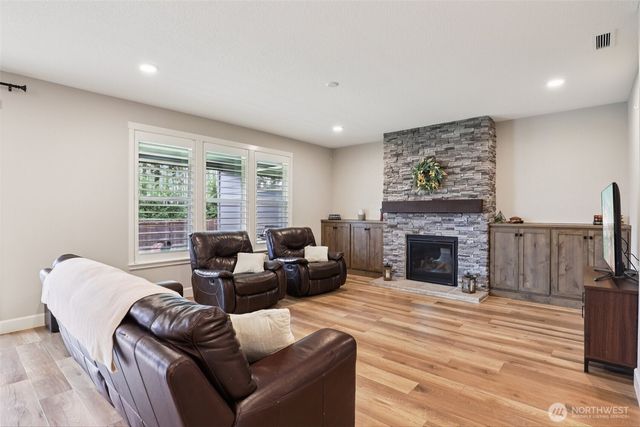 8321 NE 168th Place, Vancouver, WA 98682