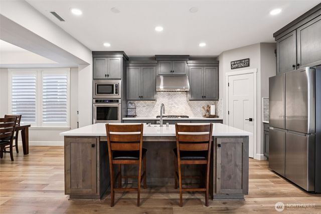 8321 NE 168th Place, Vancouver, WA 98682