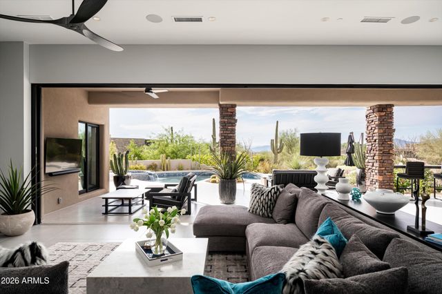 10302 E RUNNING DEER Trail, Scottsdale, AZ 85262