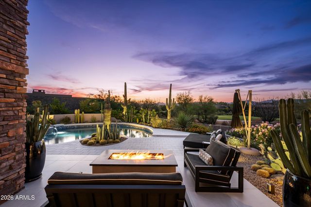 10302 E RUNNING DEER Trail, Scottsdale, AZ 85262