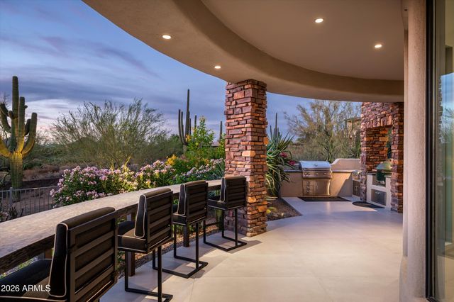 10302 E RUNNING DEER Trail, Scottsdale, AZ 85262